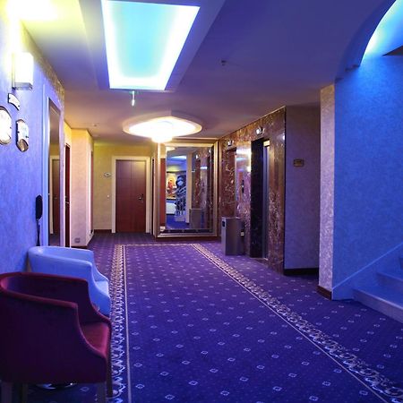 Hotel Senbayrak City Adana Esterno foto