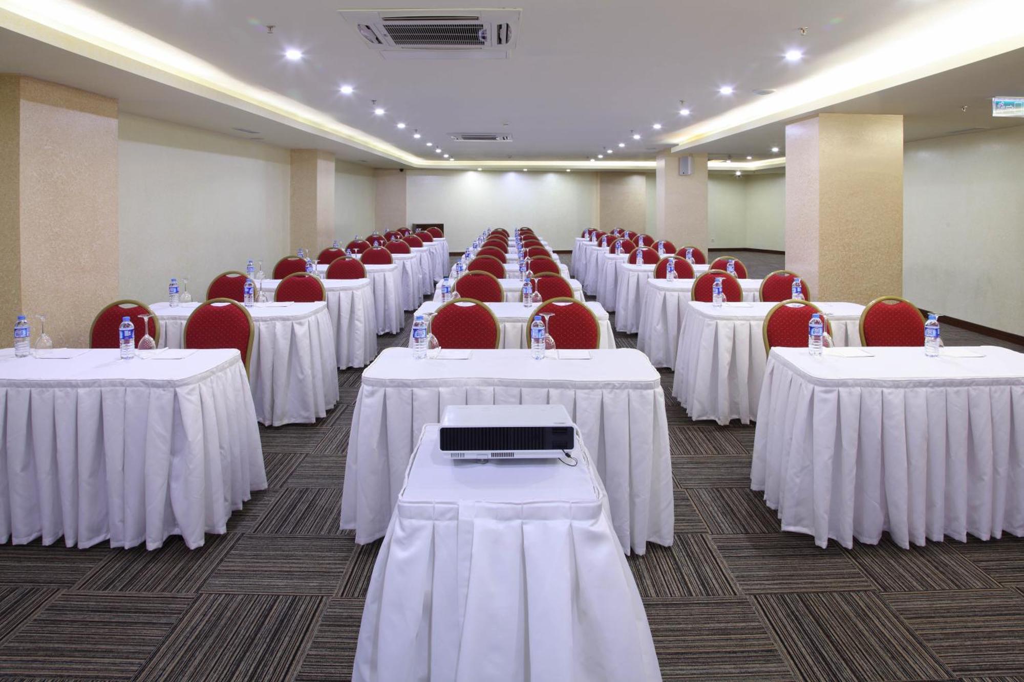 Hotel Senbayrak City Adana Esterno foto