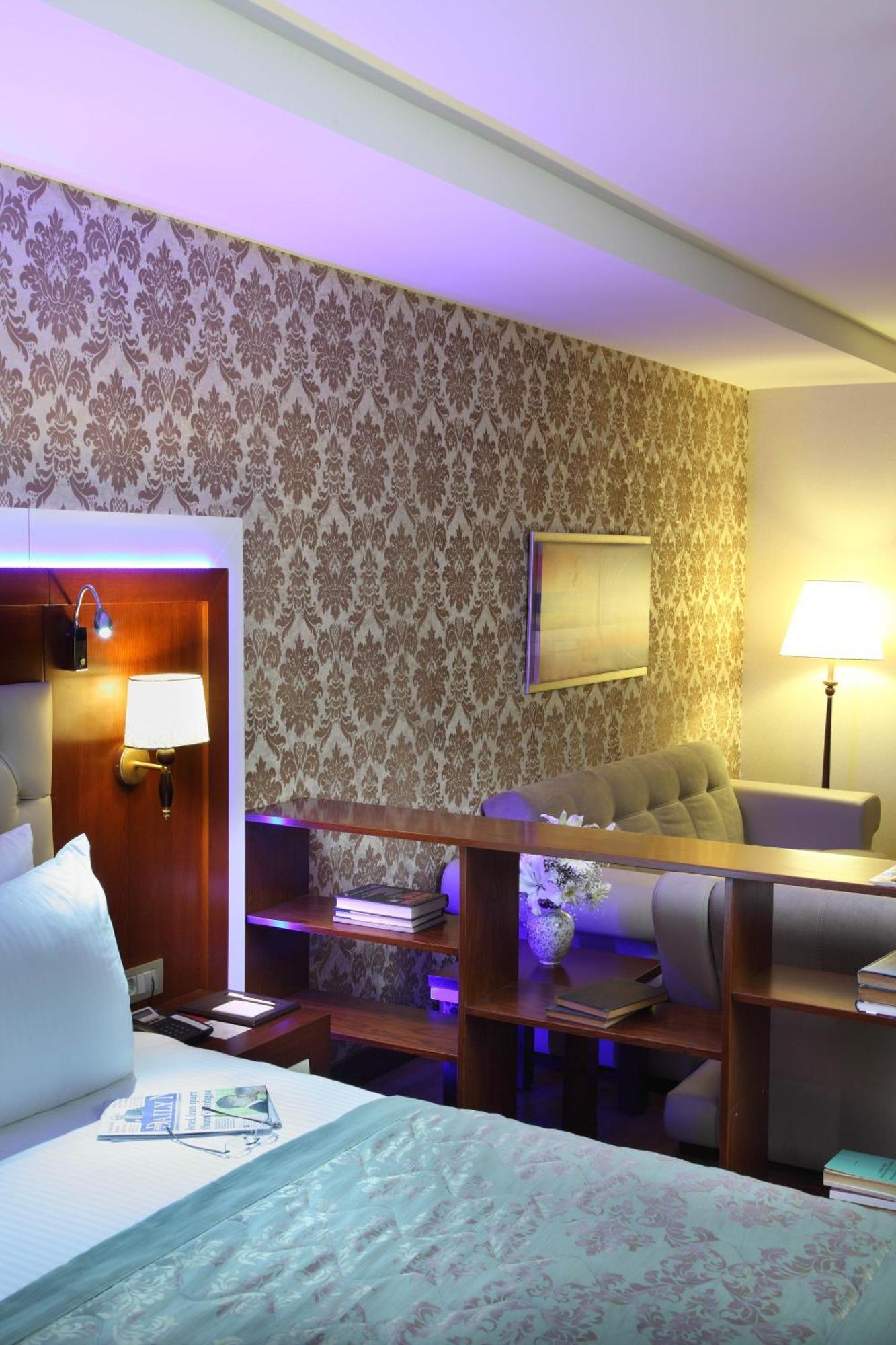 Hotel Senbayrak City Adana Esterno foto