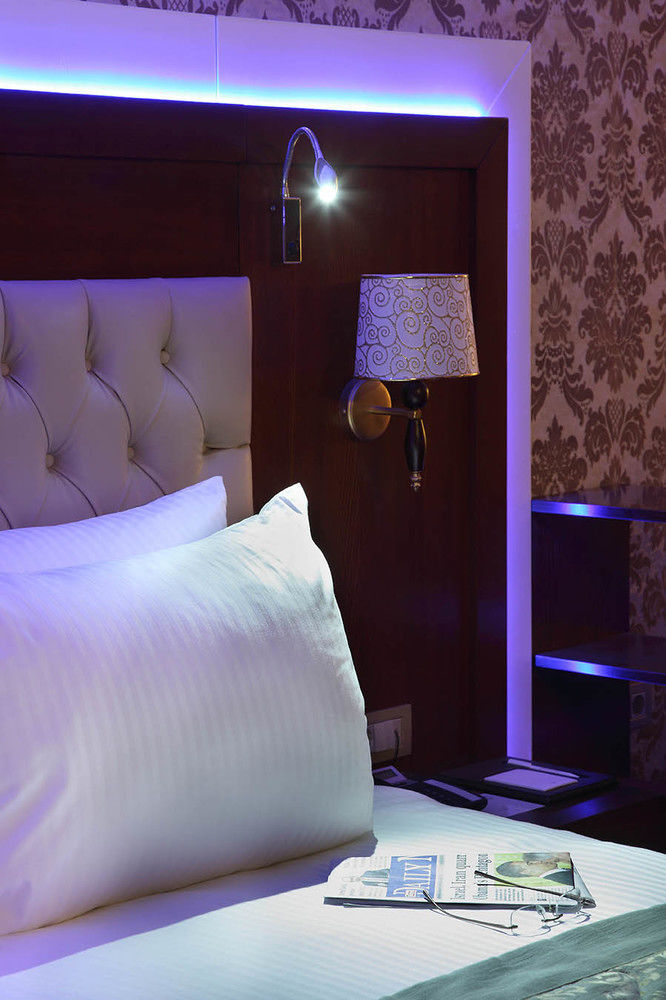 Hotel Senbayrak City Adana Esterno foto
