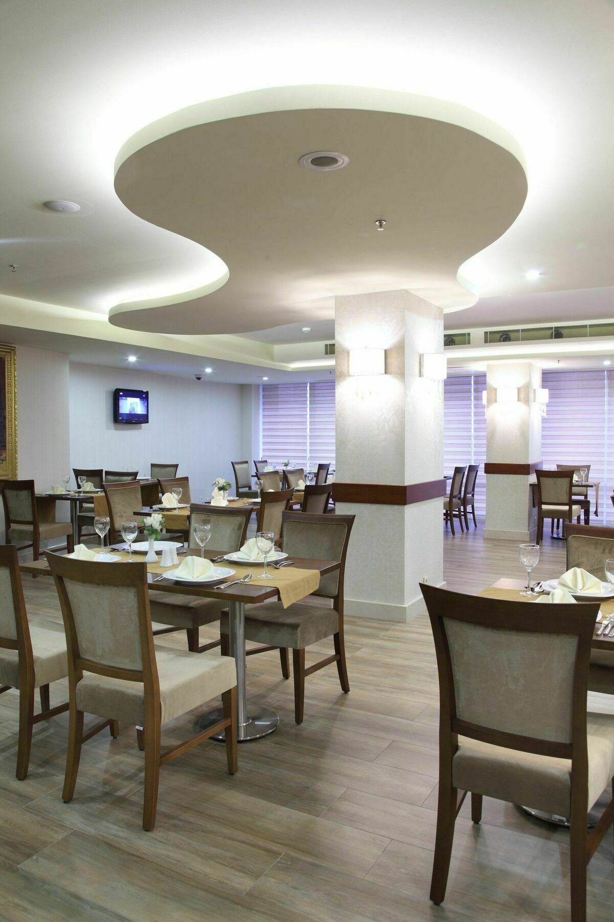 Hotel Senbayrak City Adana Esterno foto